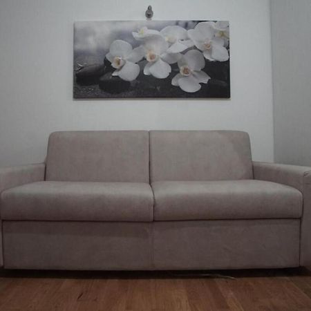 L'Orchidea Bianca Apartment กาญารี ภายนอก รูปภาพ
