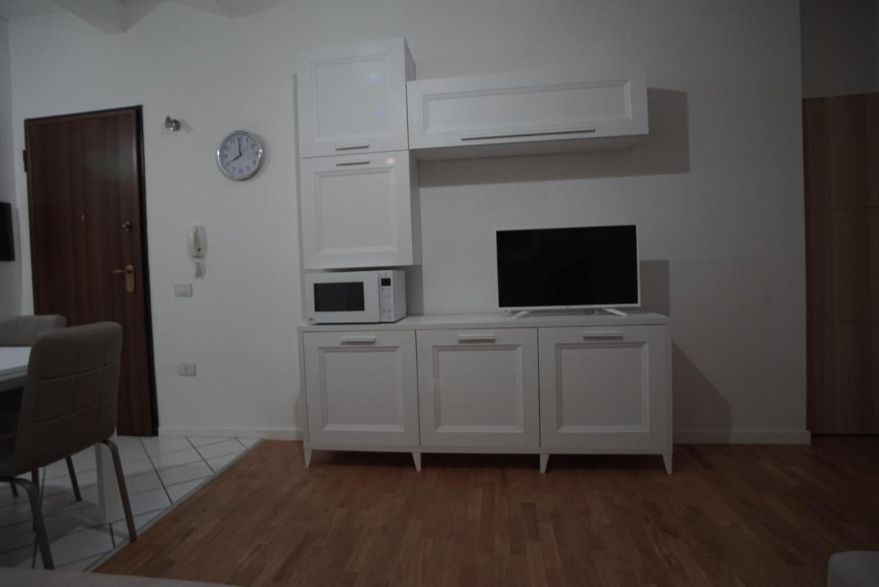L'Orchidea Bianca Apartment กาญารี ภายนอก รูปภาพ