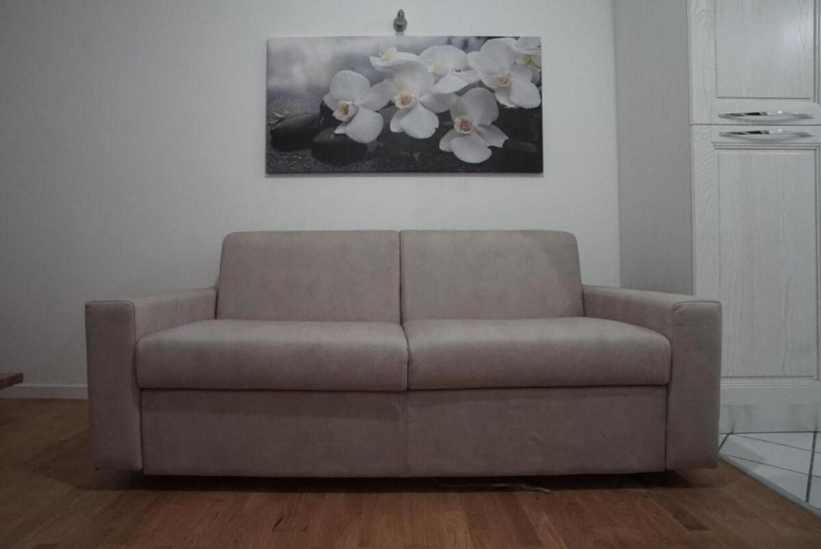 L'Orchidea Bianca Apartment กาญารี ภายนอก รูปภาพ